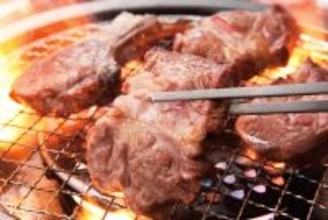 生ラム特上肩ロース1,800円→1,280円、ラムチョップ1,380円→950円、先着順で特別割引権も…羊肉酒場が記念祭開催