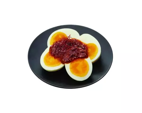 「ファミマ 名古屋の名店「味仙本店」監修「台湾ミンチおむすび」など、全5品発売【東海･北陸･甲信地方限定】」の画像