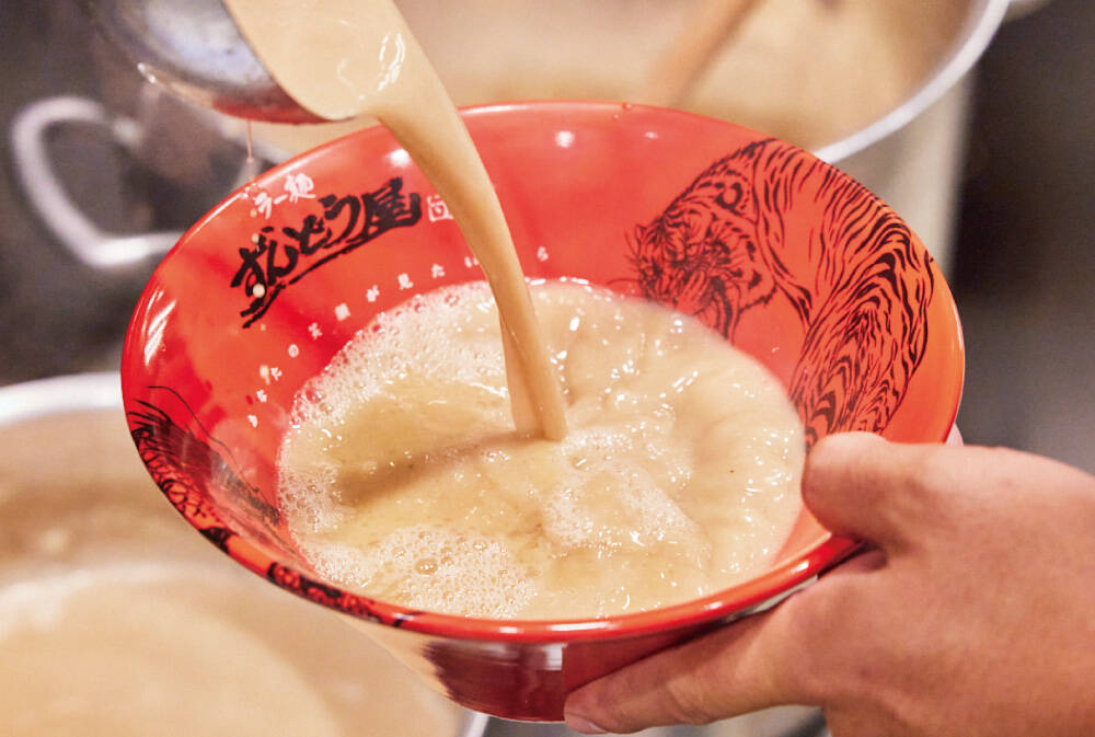 かつて1日に「800人以上」が来店したラーメン店に“新作”登場　スープは「10時間以上」炊き上げる