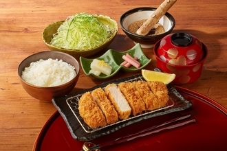 “セサミン”含む国産銘柄豚の『北海道 熟成 ごまんてんロースかつ御膳』今年も登場【さぼてん】