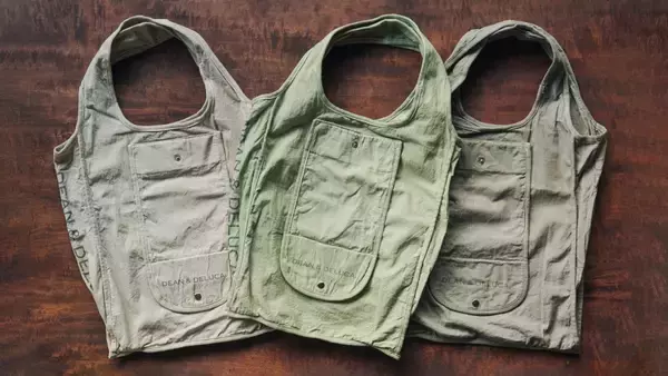 「【DEAN & DELUCA】ぶどうの果皮で染めた限定バッグ(全3色)登場、ワインの副産物が美しい色に」の画像