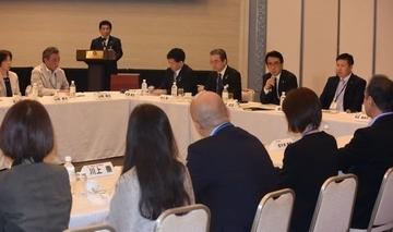 ローソン竹増社長、加盟店オーナーから24時間営業の危機感訴えに「よい意見はどんどん持ってきて」