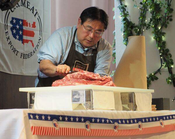 日本初上陸のB級グルメ「アイダホフィンガーステーキ」を提案/USMEF アメリカン・ビーフ カッティングセミナー