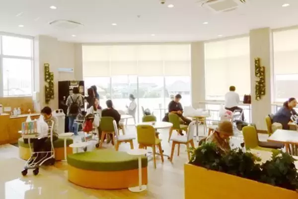 コープみらい、新店舗 「コープ国分寺内藤店」で子育て世帯を意識した店づくり