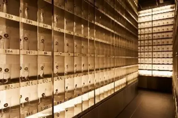 「銀座に「サッポロ生ビール黒ラベルTHE BAR」通年オープン、「完璧な生」にこだわったビヤバー」の画像