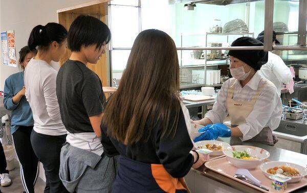 女子ホッケー さくらジャパン のパフォーマンス向上をスポーツ栄養士監修のアスリート食で支援 シダックス 年3月25日 エキサイトニュース