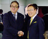 「プレコフーズと三友通商が業務提携、食品卸と物流企業のコラボによるシナジーを期待」の画像1