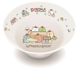 ピザーラ「すみっコぐらしボウル皿」とシール付き220円“スペシャルパック”登場、「しろくま」「ぺんぎん?」たちがピザ作り、「ねこ」「たぴおか」などもデザイン