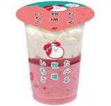 「ファミマ「たべる牧場いちご」発売、ミルク＆ジェラートのアイス、果肉ソースは2倍増量/ファミリーマート」の画像1