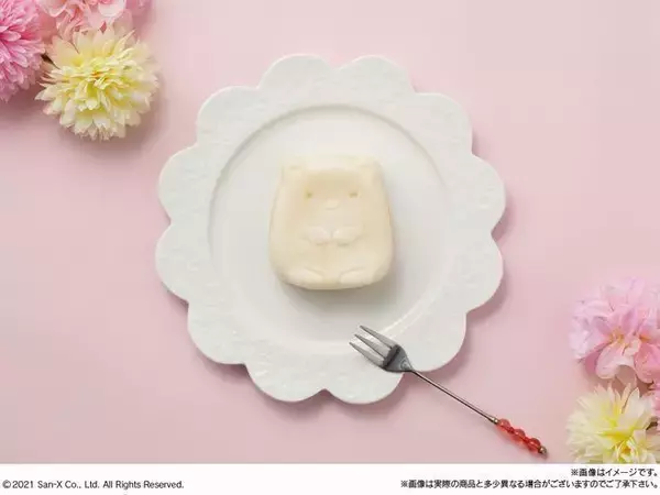 「ファミマ×映画すみっコぐらし「ふわもちパン」発売、しろくま・ぺんぎん？や“ふぁいぶ”たちをパッケージに/ファミリーマート」の画像