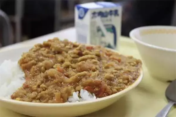 大豆ミートで食育授業「食べて学ぶSDGs」開催/八千代エンジニヤリングとあづまフーズ