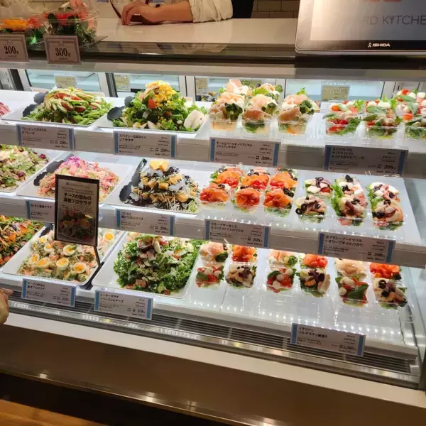 「「イオンスタイル市川コルトンプラザ」オープン/インストアカットの肉類、即食、中食を強化」の画像