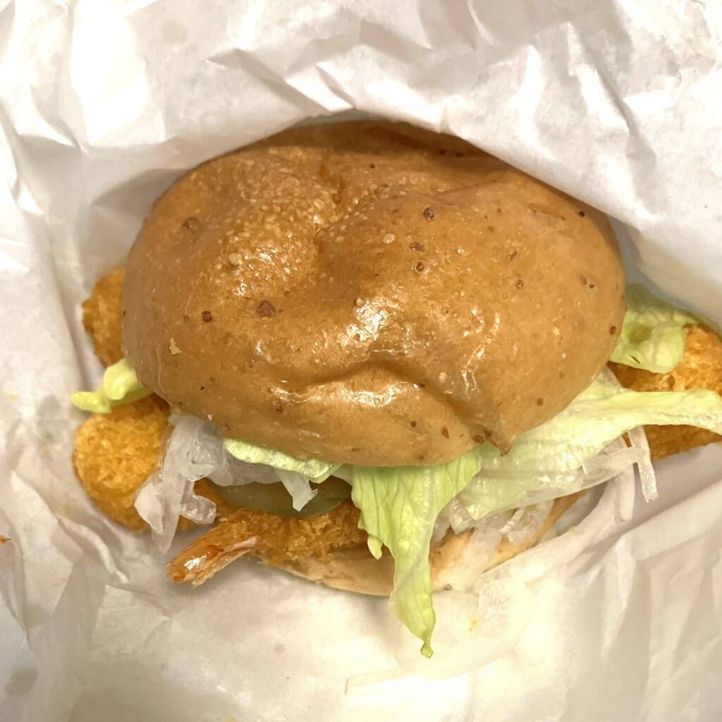 韓国No.1フライドチキン『bb.qオリーブチキンカフェ』を実食レビュー　黄金チキン、ヤンニョム、えびフライバーガー…　日本15店舗展開の実力は？