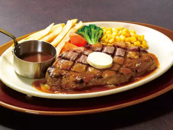 ロイヤルホスト、ステーキ肉を豪州産に変更　225gは4323円から3773円に値下げ