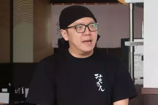 「みそきん関西初出店、内覧会にHIKAKIN氏登場「全国展開に向けた第一歩」」の画像