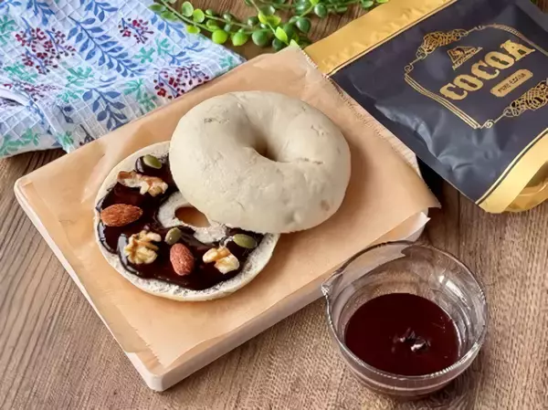 “簡単だけど心が踊る”レシピ展開、「ホットケーキミックス」など4商品で/ 若菜まりえさん起用、オリジナルマグカップのプレゼント企画も【森永製菓】