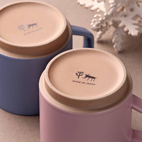 カルディ「スタッキングマグカップ＆コーヒーセット」第3弾“ラベンダー＆ベビーピンク”オンライン限定販売、2色の美濃焼カップと「マイルドカルディ」をセットに