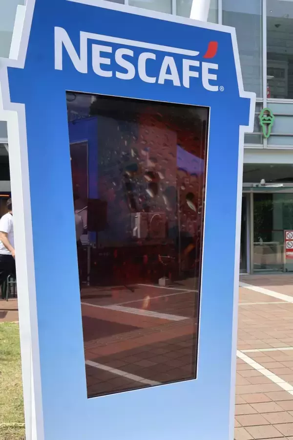 「新宿に“アイスコーヒーが飲めるアパート”出現、「ネスカフェ アイスブレンド」体験イベント開催/ネスレ日本」の画像