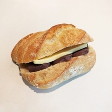 【青柳総本家×MAISON KAYSER】「ういろうバターサンド(小倉･抹茶･さくら)」新発売【ジェイアール名古屋タカシマヤ限定】