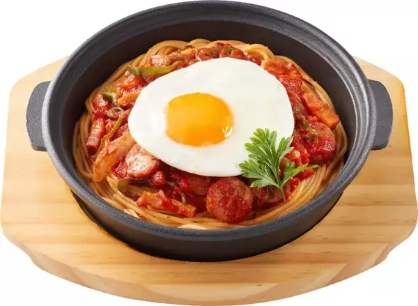 「ジョリーパスタ、生のずわい蟹のほぐし身と赤エビを使った熱々のトマトクリームソースパスタ【鉄板パスタフェア第2弾】」の画像