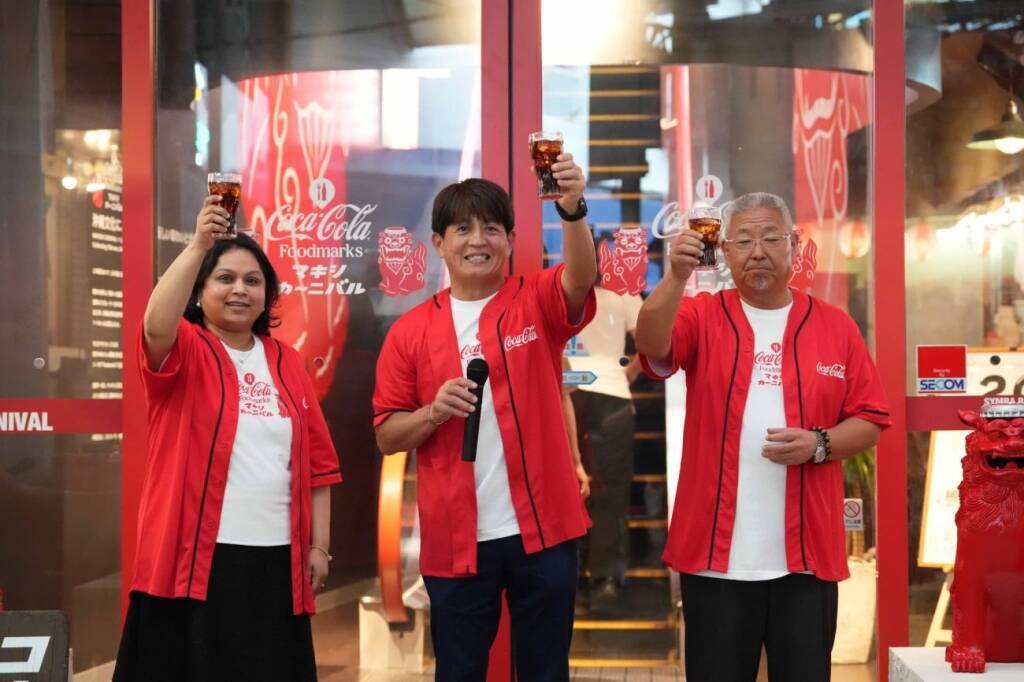 日本コカ・コーラ、沖縄「MAKISHI CARNIVAL」でコークの“パーフェクトサーブ”活用 体験型外食の新拠点始動