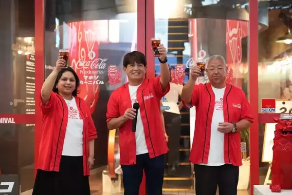 「日本コカ・コーラ、沖縄「MAKISHI CARNIVAL」でコークの“パーフェクトサーブ”活用 体験型外食の新拠点始動」の画像