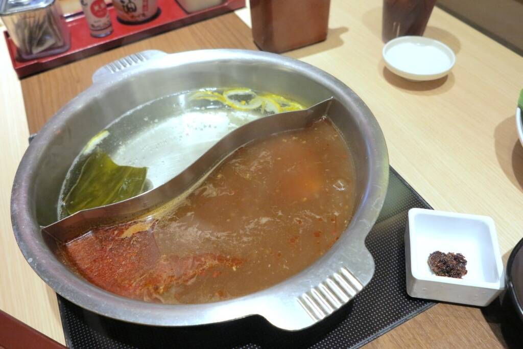 【食べ放題】ゆず庵、夏限定メニュー登場　牛骨×麻辣の新だしや「炙りとろ鰻握り」を投入