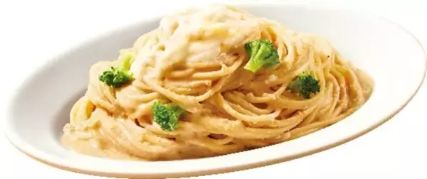 「日清スパ王プレミアム「松屋監修 シュクメルリ風パスタ」新発売、にんにくの香り×とろけるチーズのコク【日清食品冷凍】」の画像