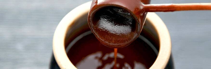 まい泉「2026年福袋」発売、最大43%OFFの2種セット ヒレかつサンドやとんかつソースなど詰め合わせ