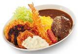 「かつや、“売れすぎ”メニュー復活　ハンバーグ・海老フライなど全部のせ「揚げオムカレー」登場」の画像1