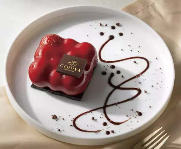 ゴディバ100周年、記念ケーキ「チョコレートとラズベリーのムース」発売　ゴディバカフェ限定　1100円