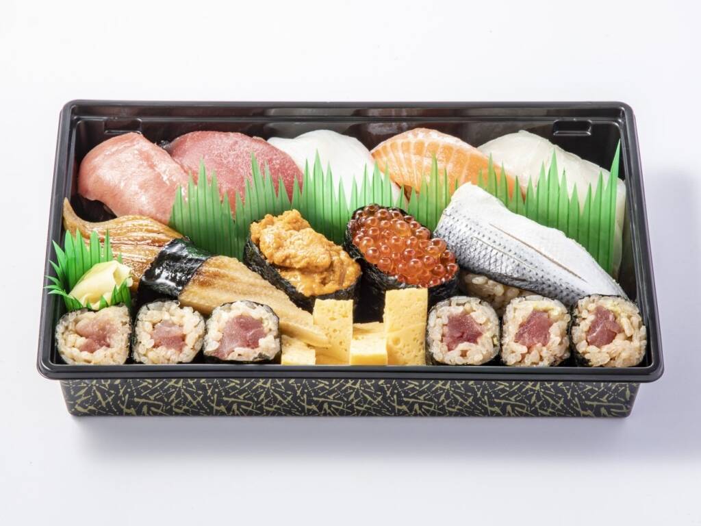 マウンテン海鮮丼やステーキ&牛めしの合盛り弁当など…人気弁当が大集合!年末年始限定『TOKYO BENTO EXPO』開催【グランスタ東京】