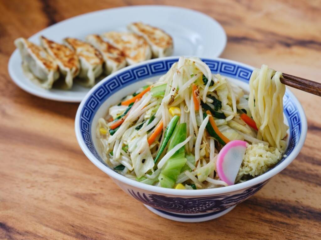 【タンメン トナリ】冬季限定の人気メニュー「味噌バターコーンタンメン」今年も登場/ 12月10日から