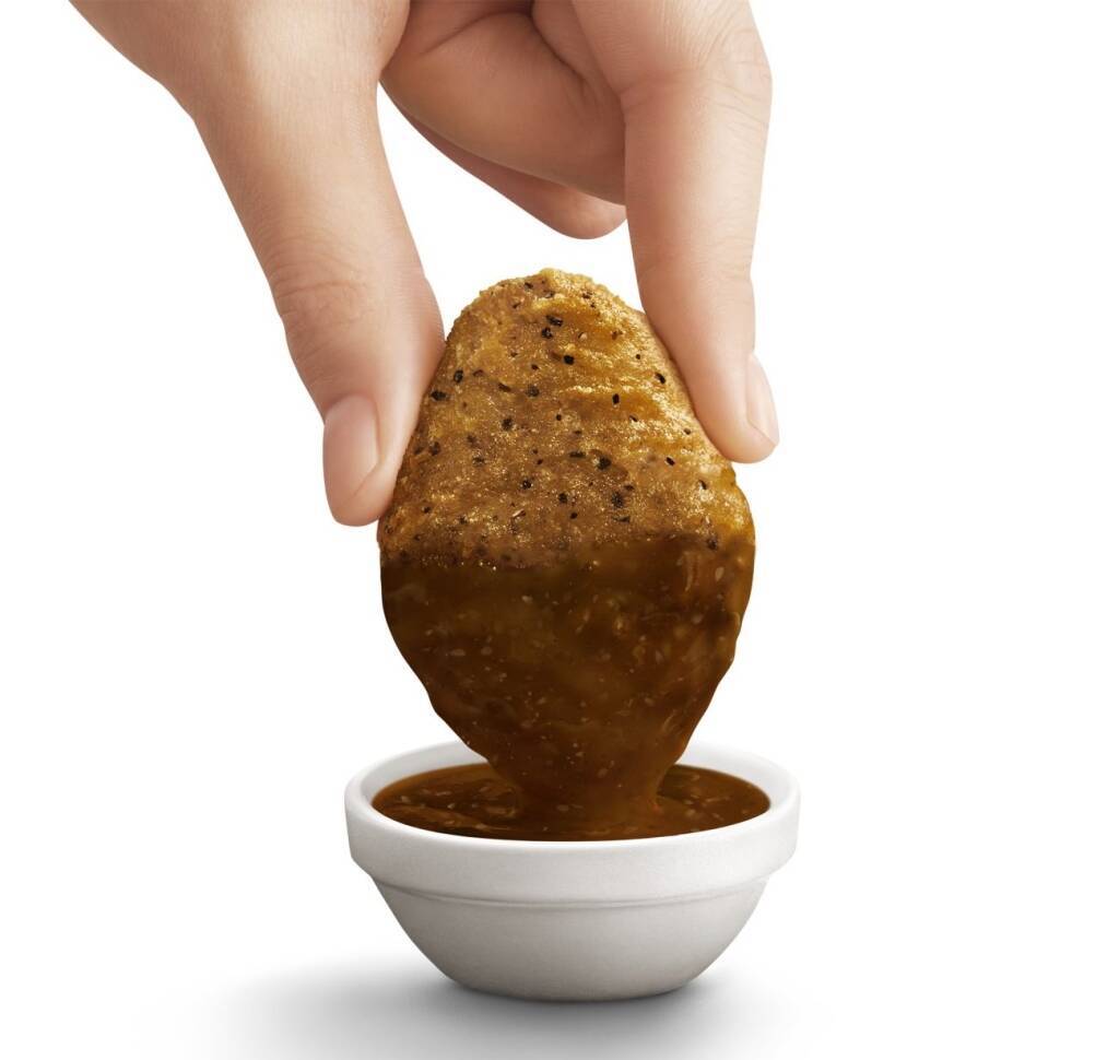 【マクドナルド】黒胡椒ガーリックのナゲットが復活、にんにくソース＆夜マック限定の食べ比べセットも登場