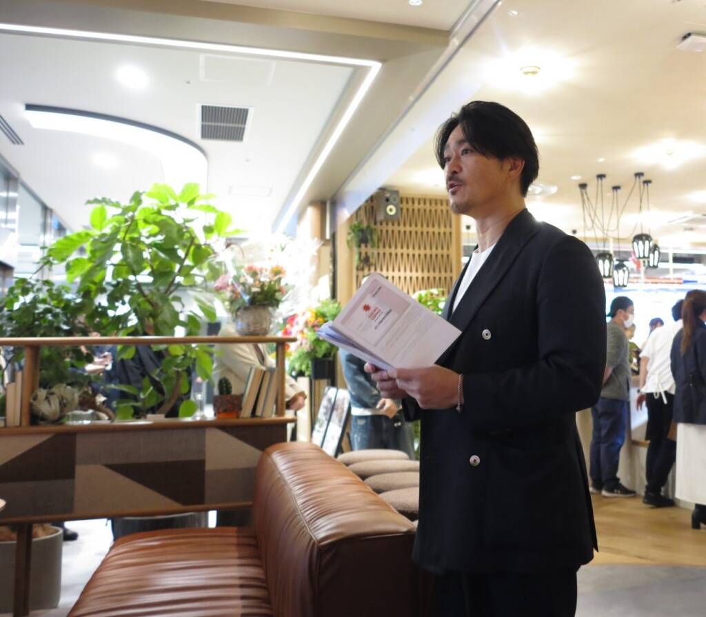 1枚190円パンケーキも、コナズ珈琲の新ブランドが誕生　コナコーヒーを2製法で提供【KNOWS COFFEE】