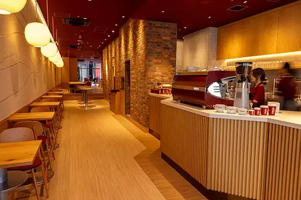「「コスタコーヒー」銀座に出店、フラッグシップの開店で認知拡大/双日ロイヤルカフェ、日本コカ･コーラ」の画像