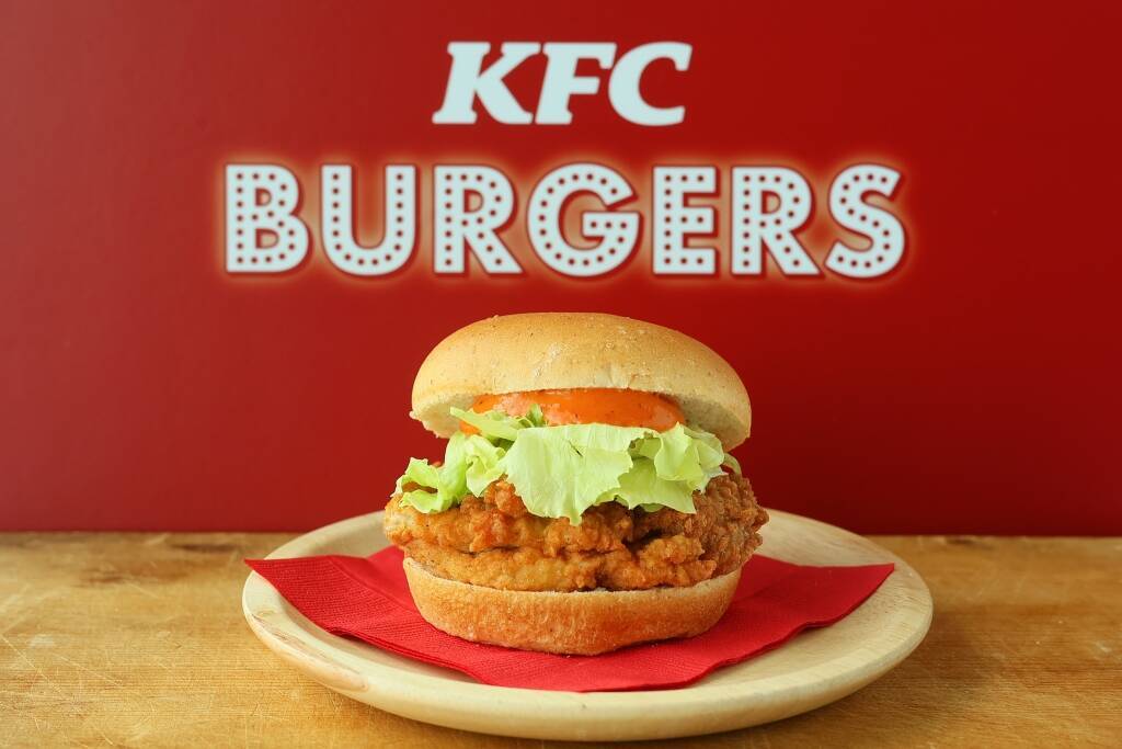KFCに“バーガー”初登場、「辛口」「チーズ」「ダブル」チキンフィレ定番化、知名度ない“サンド”脱却/ケンタッキーフライドチキン
