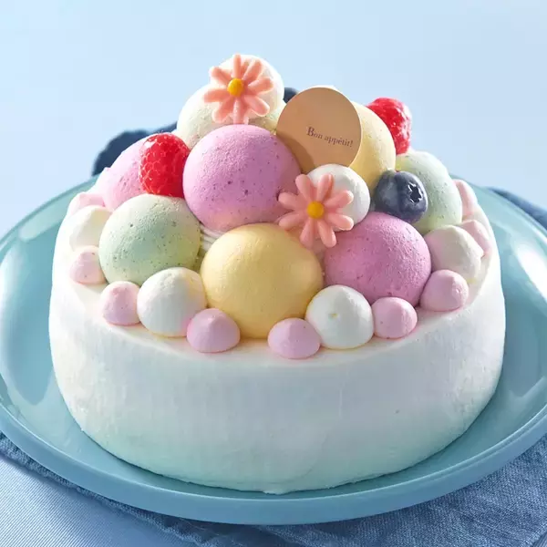 シャトレーゼ「成人の日」ケーキ3種を発売、華やかなムースのデコレーションなど展開