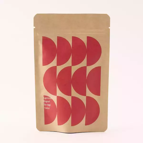 「【カプリチョーザ福袋】税込4,000円で食事券5,000円分とバッグ、ドレッシング、フレーバーティーが入っている福袋【12月26日発売】」の画像