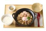 「「～だし香る～牛肉豆腐定食」7月7日登場　枕崎製造の鰹節などを使ったこだわりのだし、とろろ付きも展開【やよい軒】」の画像1