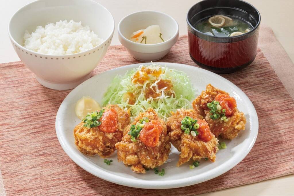 【ガスト】「博多もつ鍋やまや」監修フェア/ 味噌･醤油ベースのもつ鍋、明太子を使った商品など販売、新作スイーツフェアも同時開催