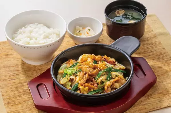 「【ガスト】「博多もつ鍋やまや」監修フェア/ 味噌･醤油ベースのもつ鍋、明太子を使った商品など販売、新作スイーツフェアも同時開催」の画像