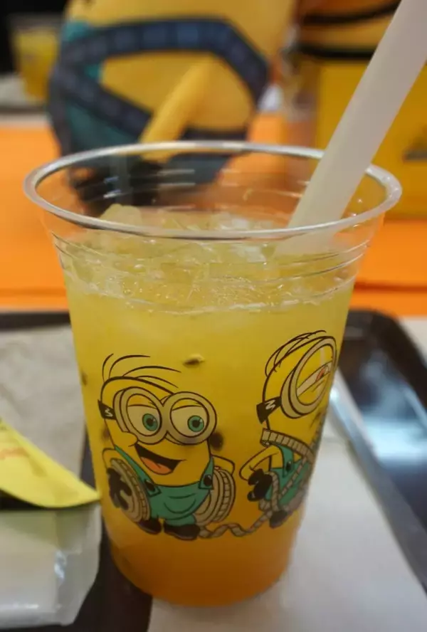 「サンマルクカフェ、『ミニオンズ&モンスターズ』コラボ商品を7月3日より期間限定発売」の画像