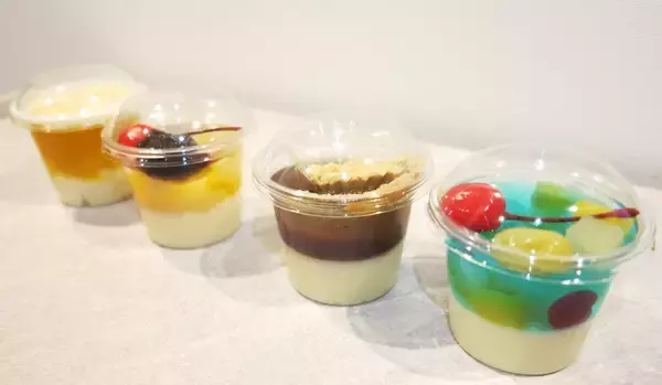 丸亀製麺、店舗で手作りする初の冷たいスイーツ「うどんプリン」発売　店で打つうどん使用