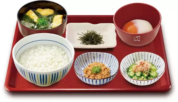 【なか卯】「鶏そぼろまぜのっけごはん朝食」発売、鶏そぼろとオクラ、温たま、刻みのりを合わせた朝食メニュー