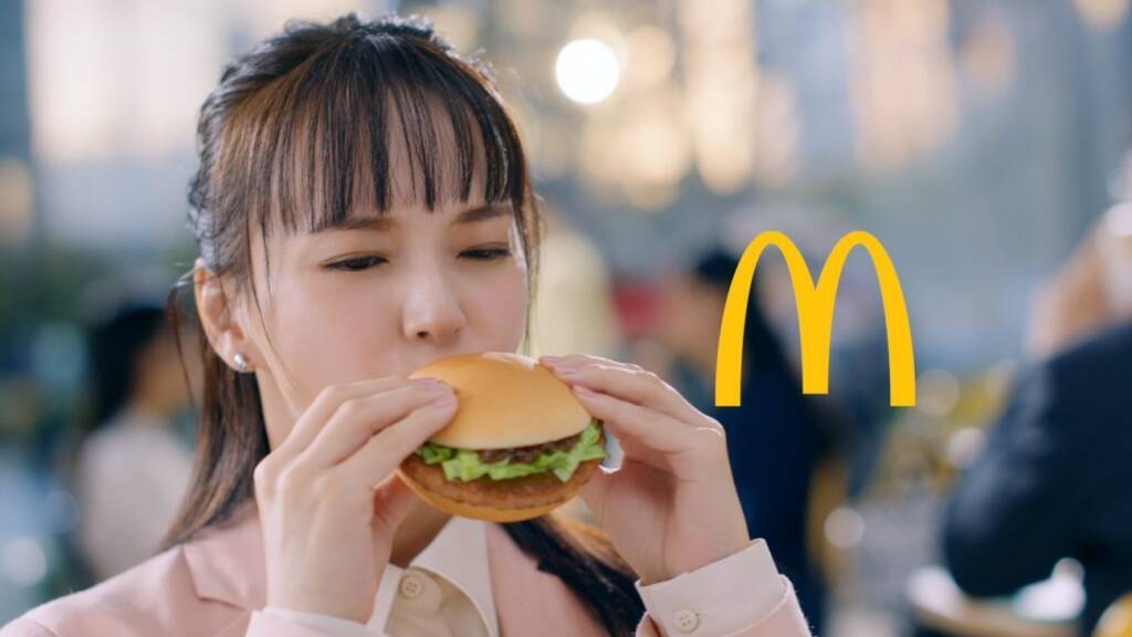 マクドナルド「500円セット」3種類をアピール、新CMに多部未華子さんが再登場