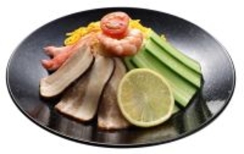 【餃子の王将】「冷し中華」「辛い!冷し中華」登場、期間限定で「スゴ辛チキン」も販売