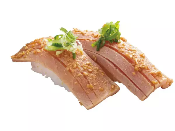 「にぎりの徳兵衛「ぶりと北海祭り」/えび味噌とお頭の素揚げ付きの『ぼたん海老』や高級白身『きんき』、北海道産『ひらめ』など」の画像