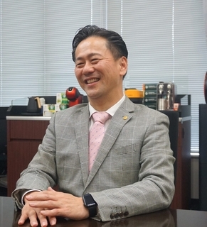 ネスレ日本・深谷龍彦社長が退任 6年間で進めた「量」から「価値」への転換