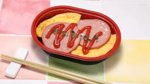発売5周年の「だけ弁当」から「ハムエッグ」など3品登場/弁当の価格帯を3つに再編、298円ラインを強化【ローソンストア100】